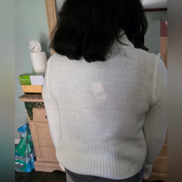 Covington White Cardigan - Picture 6 of 7